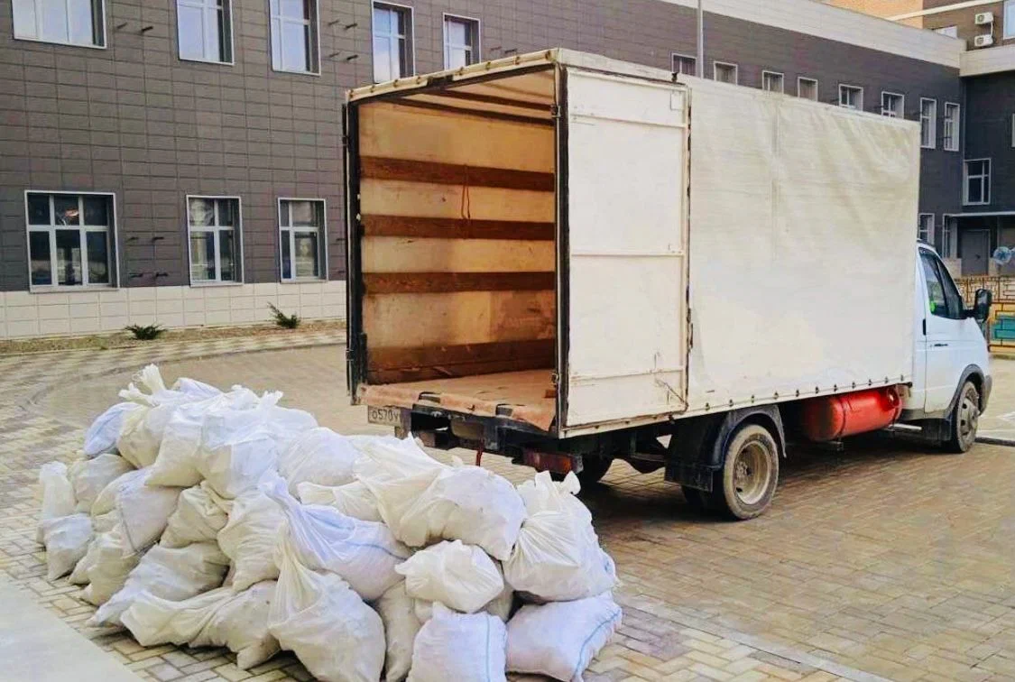 Вывоз строительного мусора из новостроек в Лесне в октябре