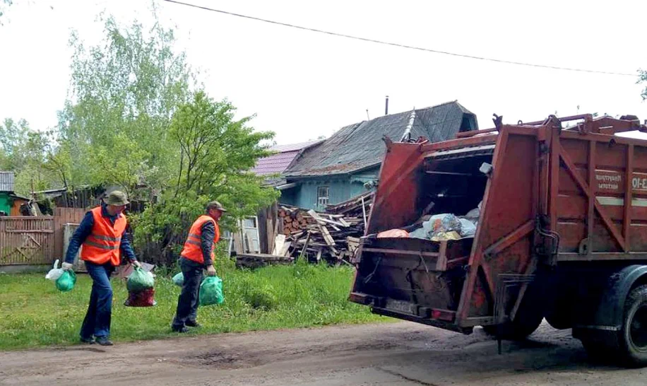 Вывоз мусора из частного дома в Лесне в октябре